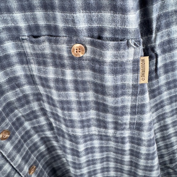 Wolverine Mens Flannel Shirt Plaid Blue Long Sleeve Button Down Top XL - Picture 2 of 8